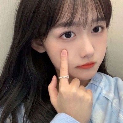 女生头像真人高清图片(18张)