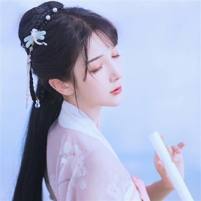 平凡女生头像(共18张)