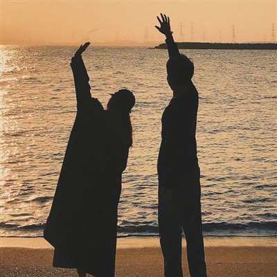 唯美情侣头像两人亲密(精选16张)