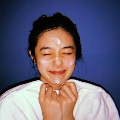 俏皮可爱的头像女生真人(精选20张)