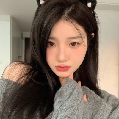 俏皮可爱的头像女生真人(精选20张)