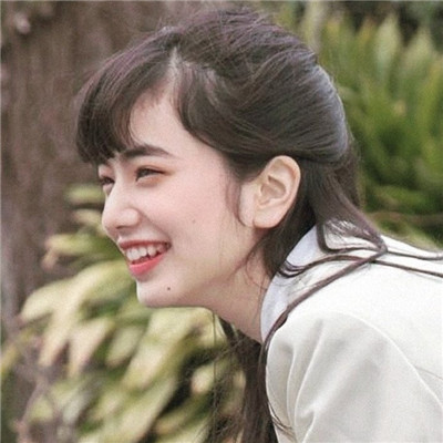 最火最潮女生头像(20张)