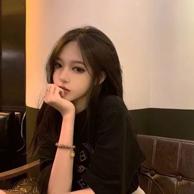 别致温柔女生头像(精选20张)