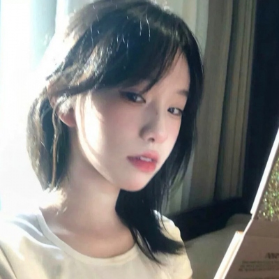 普通自然真人头像女(精选18张)