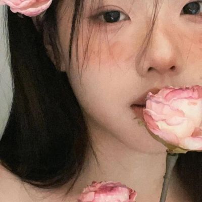 温柔至极的女生头像(共20张)