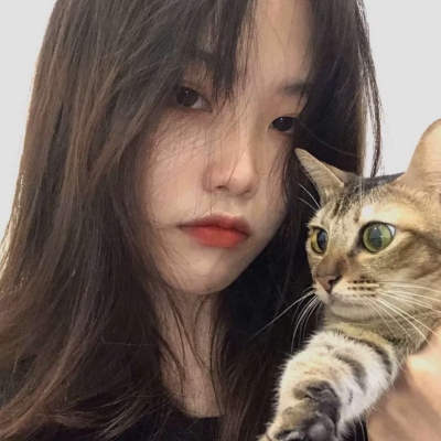 高冷成熟御姐头像真人不看镜头(精选20张)