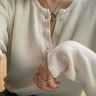 全网最稀有头像女生(18张)