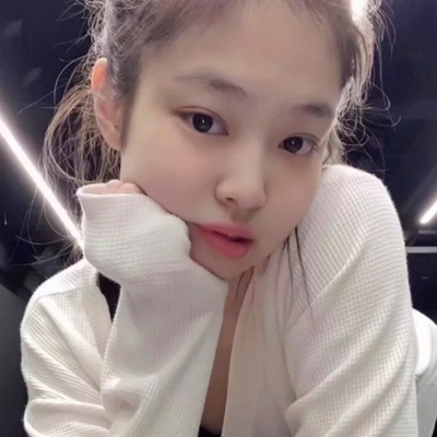 全网最稀有头像女生(18张)