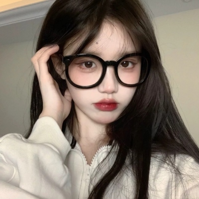 全网最稀有头像女生(18张)