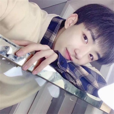 阳光清新男生头像(优选24张)