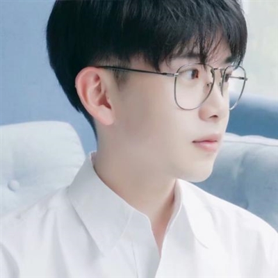 高清阳光帅气男生头像(20张)