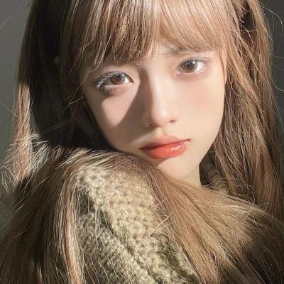 高级感拉满的头像女(共18张)