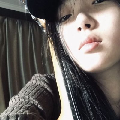 高级感拉满的头像女(共18张)