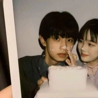 高级感不俗气的情侣头像(共18张)