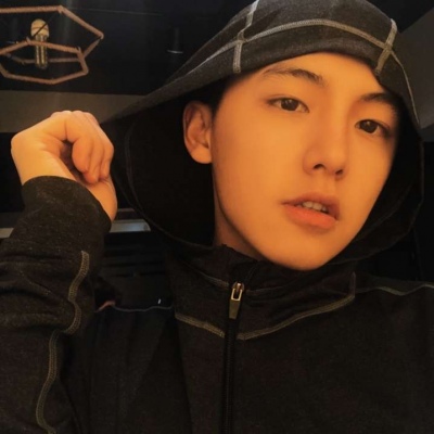 帅哥靓女混合头像(共20张)