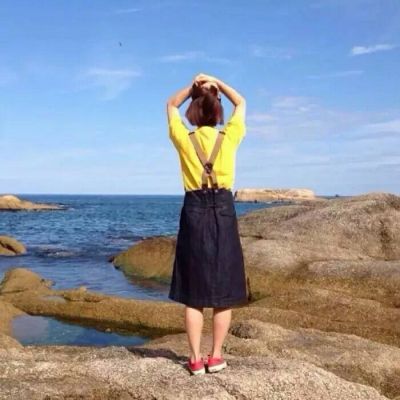 qq头像海边唯美背影女生图片(优选18张)