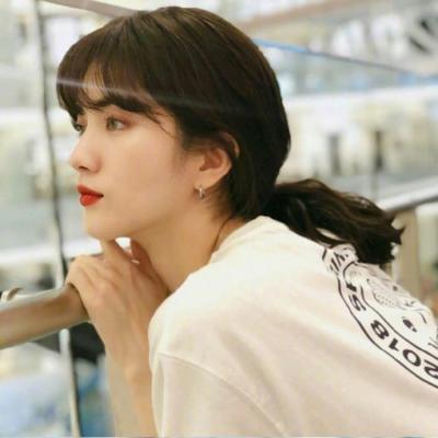 2023唯美意境的qq女生头像(22张)