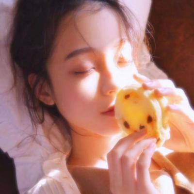 2023唯美意境的qq女生头像(22张)