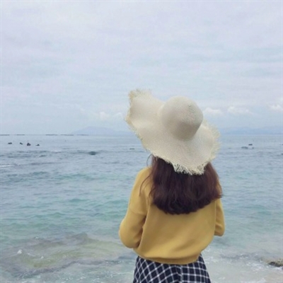 头像女生背影或侧面高清图片(优选22张)