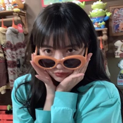 唯美非主流甜蜜女生QQ头像(22张)