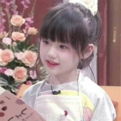 开怀大笑的女生头像(优选20张)