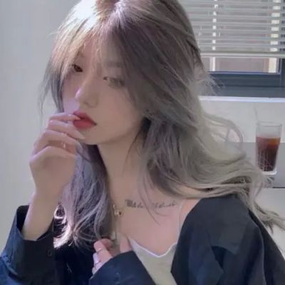 森系美女头像2023长发唯美图片精选(优选20张)