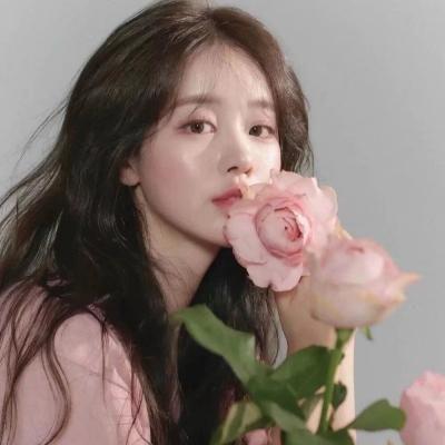 女生头像气质高级女神范高清图片(共20张)