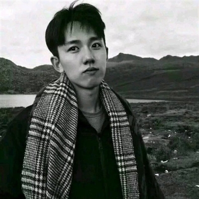 2023高冷情侣头像一男一女图片(优选20张)