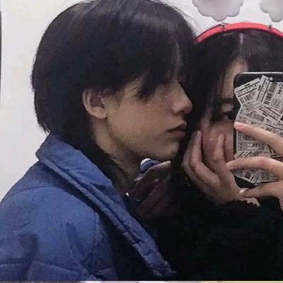 2023高冷情侣头像一男一女图片(优选20张)