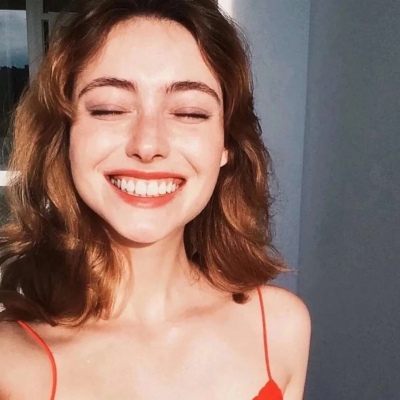 高清漂亮好看的头像酷女生现代图片(22张)