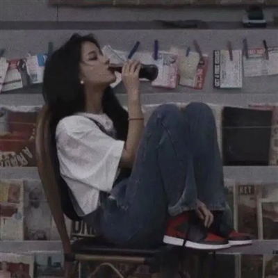 高清漂亮好看的头像酷女生现代图片(22张)