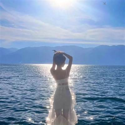 有意境的女生背影头像大全精选(优选18张)