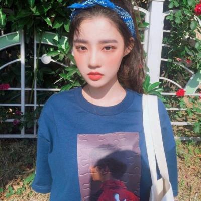 高清阳光好看的简洁微笑女头像图片(20张)