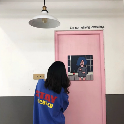 高清阳光好看的简洁微笑女头像图片(20张)