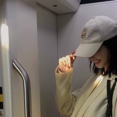 个性优雅的女生头像(24张)