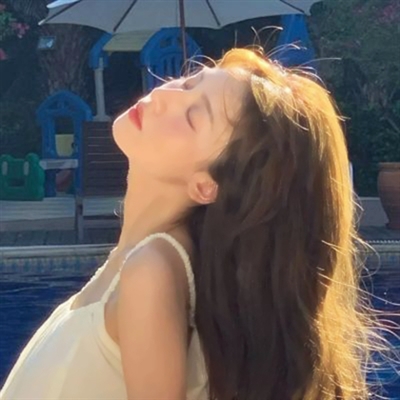 个性优雅的女生头像(24张)