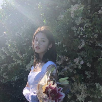 最新版绿色清新高冷耐看的女头合集(优选18张)