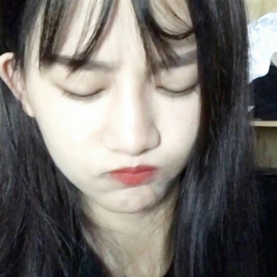 镜头前的时尚女生自拍头像大全(20张)