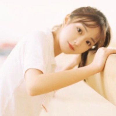 高清暖色调的治愈系头像女生图片(精选20张)