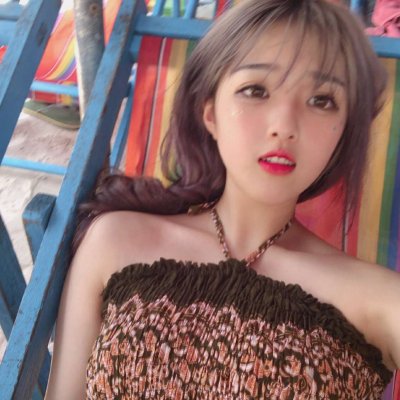 高清时尚好看的头像女生图片(共20张)