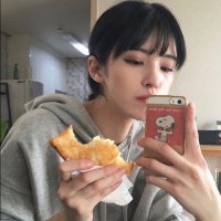 高清时尚好看的头像女生图片(共20张)