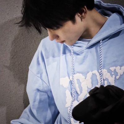 30岁到40岁的男人微信头像(18张)