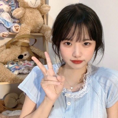 可甜可盐的欧美小姐姐头像真人(优选28张)