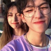 很难找的个性情侣头像真人(16张)