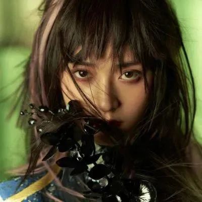 安静又温柔又沉稳的女生头像(20张)