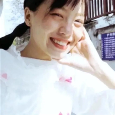安静又温柔又沉稳的女生头像(20张)