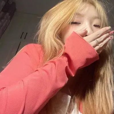 安静又温柔又沉稳的女生头像(20张)