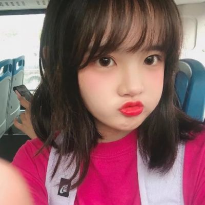 干净温柔大方的女生头像(18张)