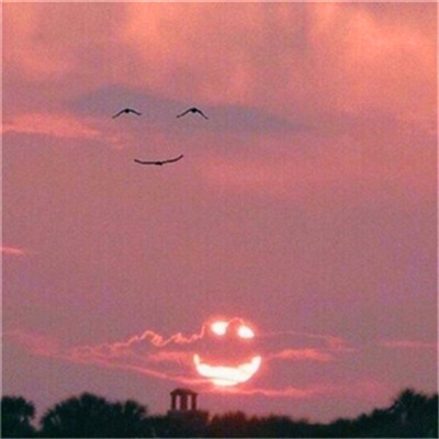 最新适合永久做头像的图片女(18张)