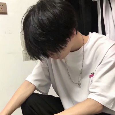 男生高端大气气质头像(精选20张)